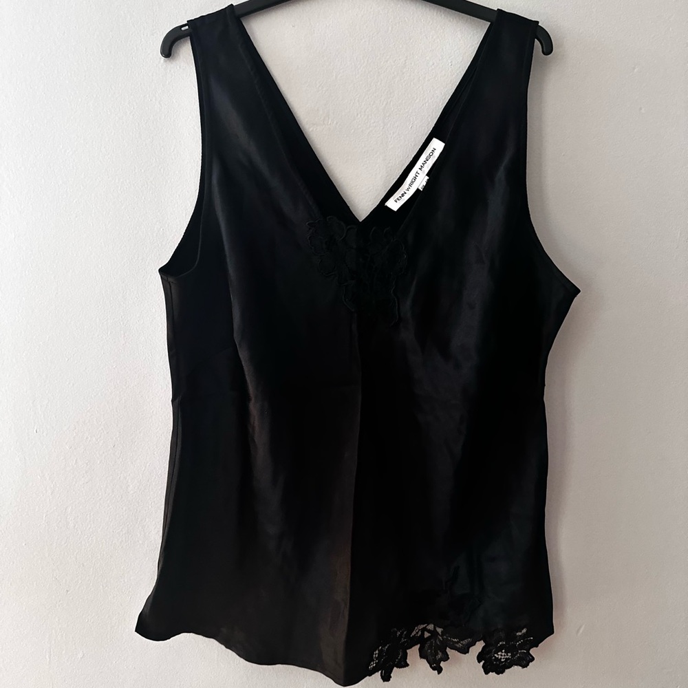 Fenn Wright Manson Black V-Neck Top